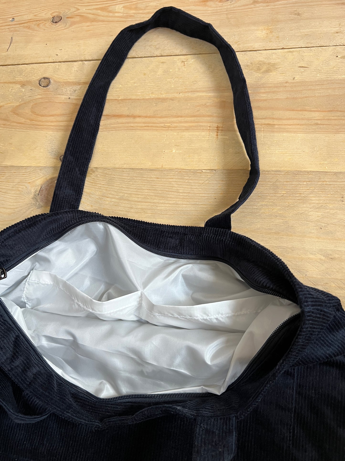 Made to move tote (Bleu Nuit)